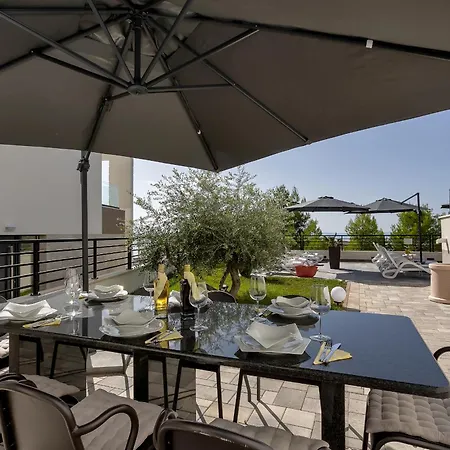 Balmis House B Makarska