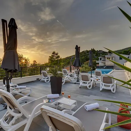 Апартаменты Balmis House B