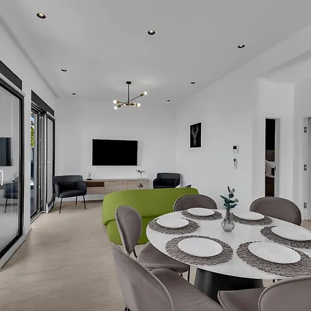Balmis House B Apartment Makarska