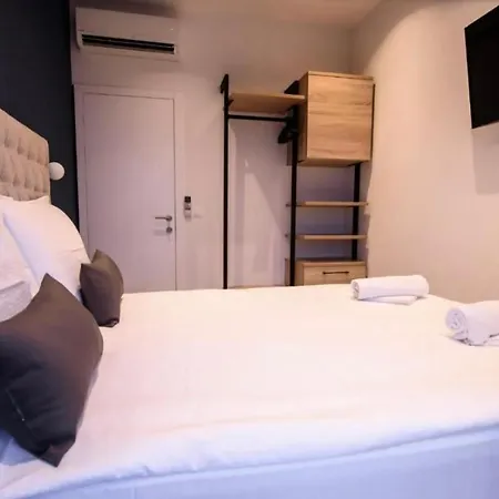 Balmis House B Apartment Makarska