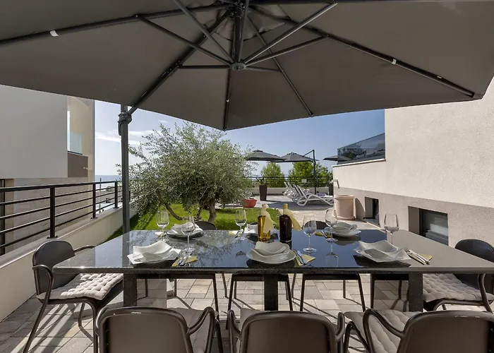 Apartment Balmis House B Makarska