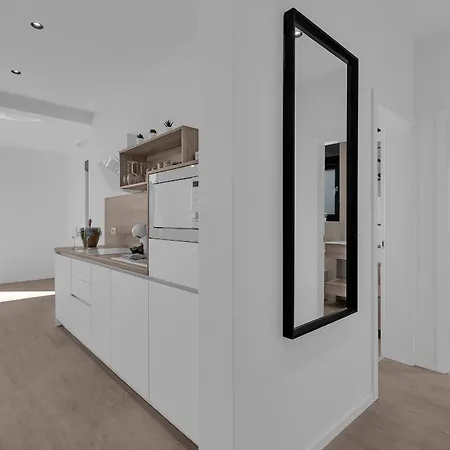 Balmis House B * Makarská